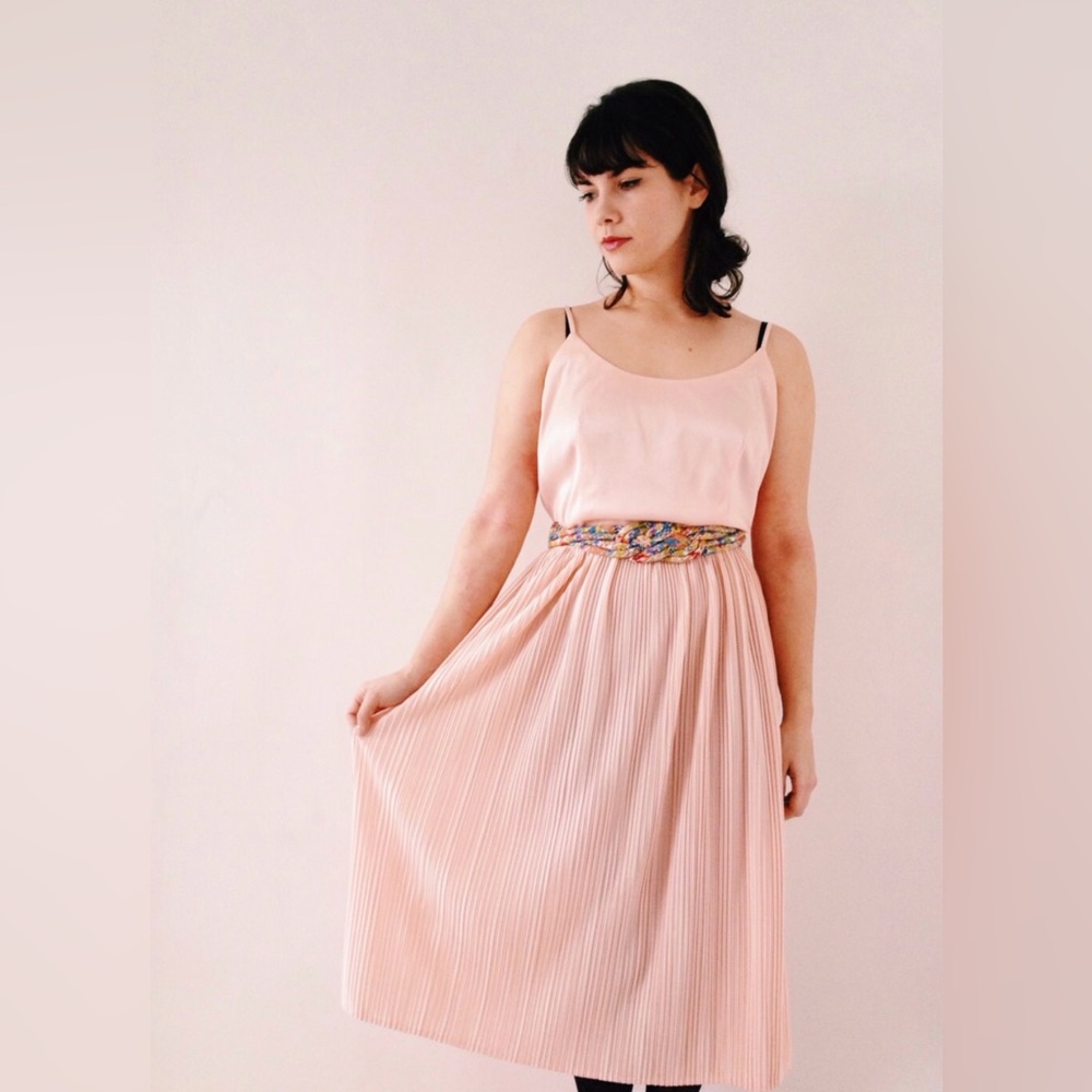 Vintage pleated dress spaghetti straps from the 70s